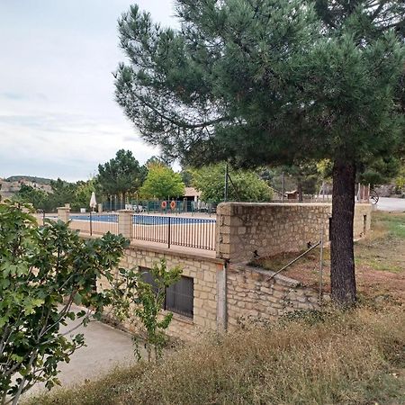 La Vieja Escuela Villa Fuentes de Rubielos ภายนอก รูปภาพ