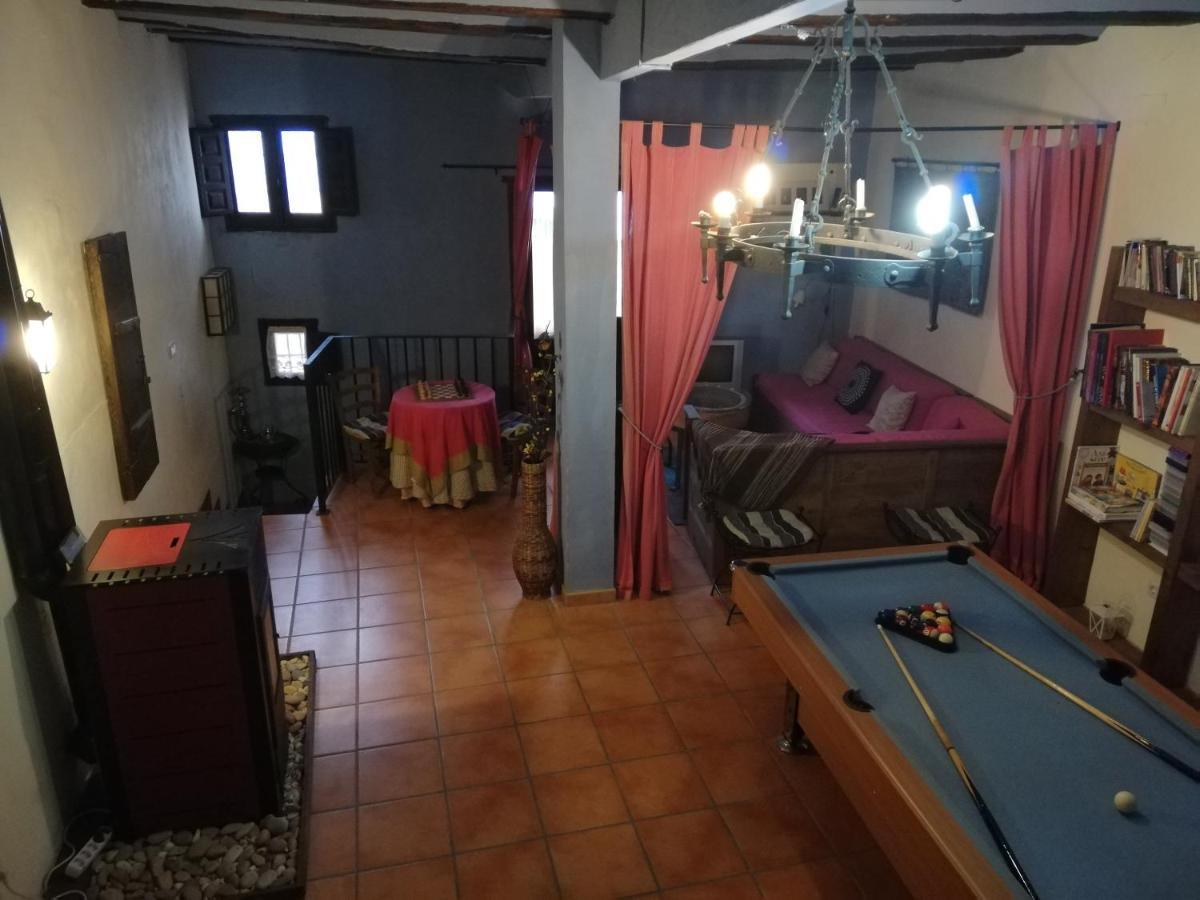 La Vieja Escuela Villa Fuentes de Rubielos ภายนอก รูปภาพ